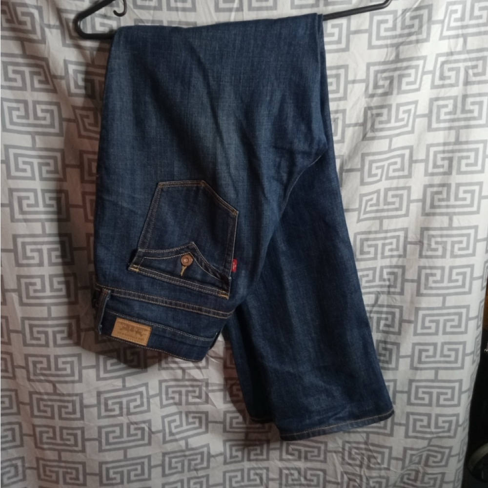 Dark Blue Denim Jeans Levi’s size 12 perfect waist